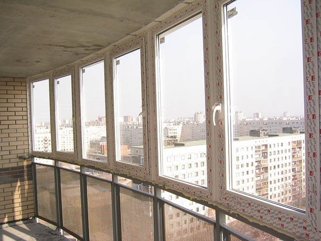 Недорогое остекление общего балкона Пушкино