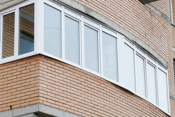 Фото пластиковых окон и балконов Пушкино